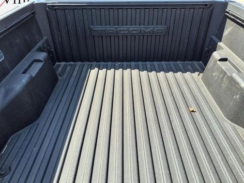 Ice Cap 2025 Toyota Tacoma SR5