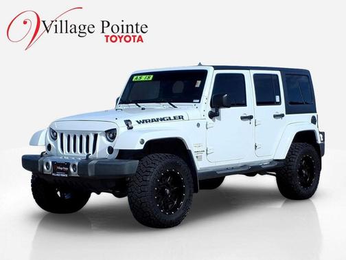 Bright White Clearcoat 2015 Jeep Wrangler Unlimited Sahara