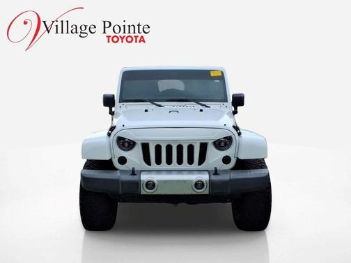 Bright White Clearcoat 2015 Jeep Wrangler Unlimited Sahara