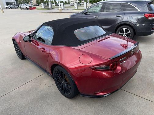 Soul Red Metallic 2016 Mazda MX-5 Miata Club
