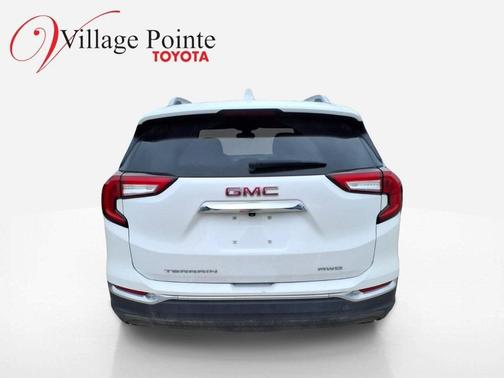Summit White 2023 GMC Terrain SLT