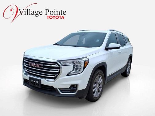 Summit White 2023 GMC Terrain SLT