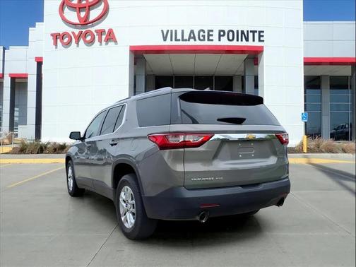 2018 Chevrolet Traverse LT Cloth