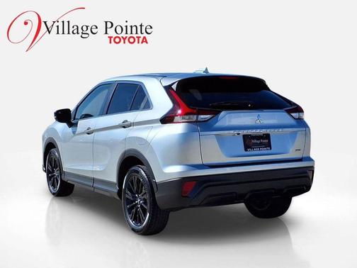 Alloy Silver Metallic 2024 Mitsubishi Eclipse Cross LE