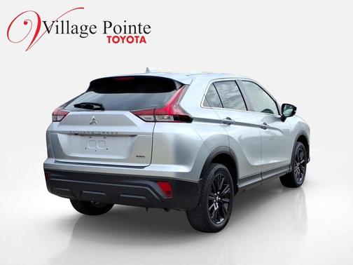 Alloy Silver Metallic 2024 Mitsubishi Eclipse Cross LE