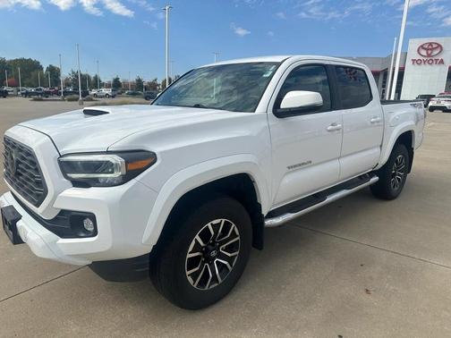 2022 Toyota Tacoma TRD Sport