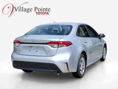 Classic Silver Metallic 2024 Toyota Corolla LE