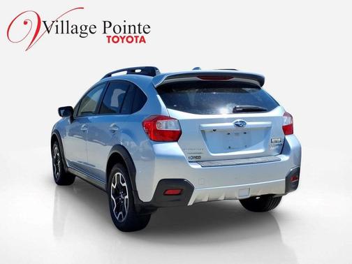 Ice Silver Metallic 2016 Subaru Crosstrek 2.0i Limited