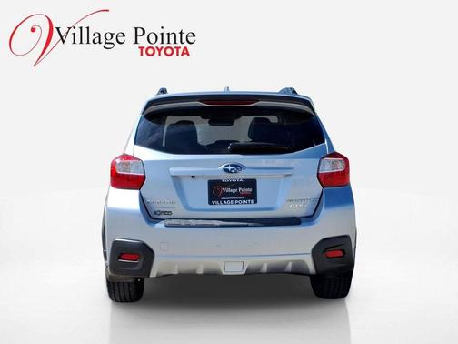 Ice Silver Metallic 2016 Subaru Crosstrek 2.0i Limited