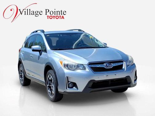 Ice Silver Metallic 2016 Subaru Crosstrek 2.0i Limited