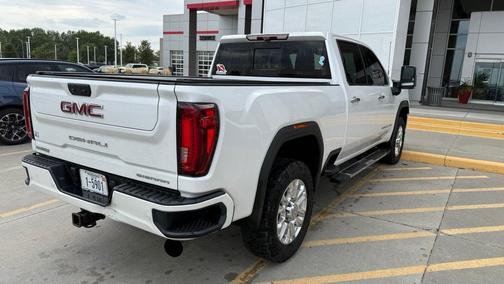 White Frost Tricoat 2020 GMC Sierra 2500 Denali