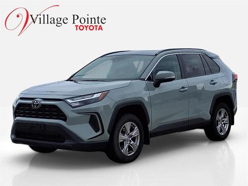 2022 Toyota RAV4 XLE