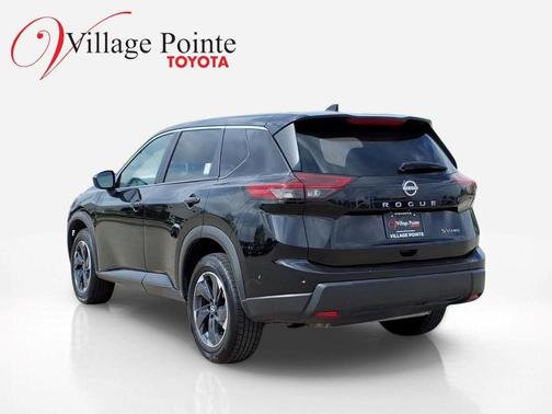 Super Black 2024 Nissan Rogue SV