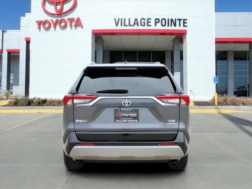 2024 Toyota RAV4 Hybrid SE