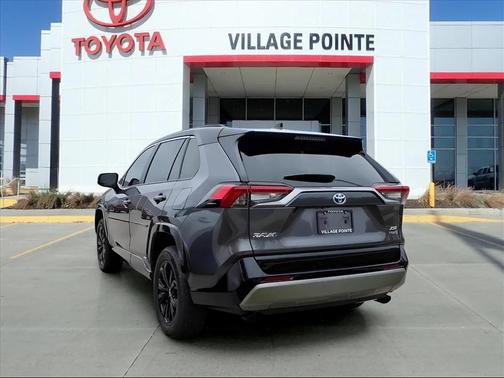 2024 Toyota RAV4 Hybrid SE