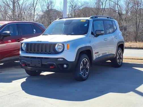 2016 Jeep Renegade Trailhawk