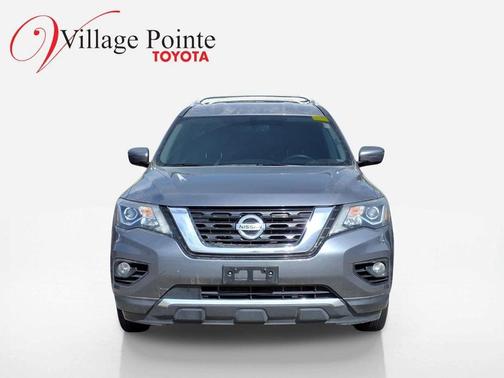 Gun Metallic 2017 Nissan Pathfinder SV