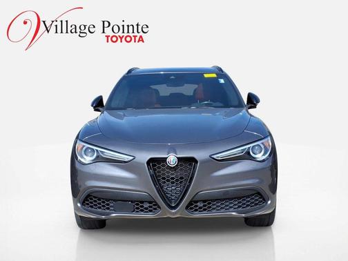 Vesuvio Gray Metallic 2022 Alfa Romeo Stelvio Ti