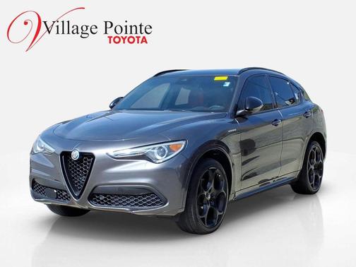 Vesuvio Gray Metallic 2022 Alfa Romeo Stelvio Ti