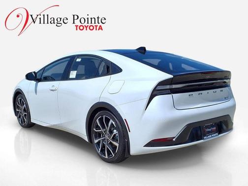 Wind Chill Pearl 2026 Toyota Prius Plug-In Hybrid XSE Premium