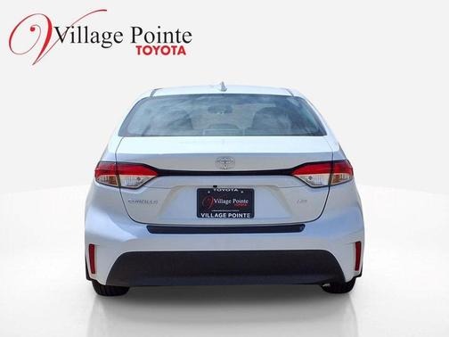 Wind Chill Pearl 2024 Toyota Corolla LE
