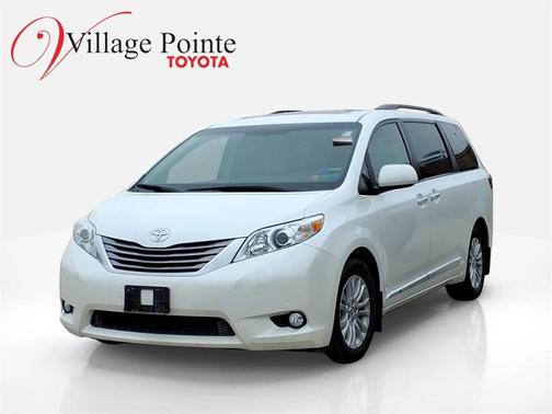 2016 Toyota Sienna XLE
