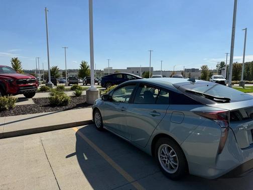 2017 Toyota Prius Four