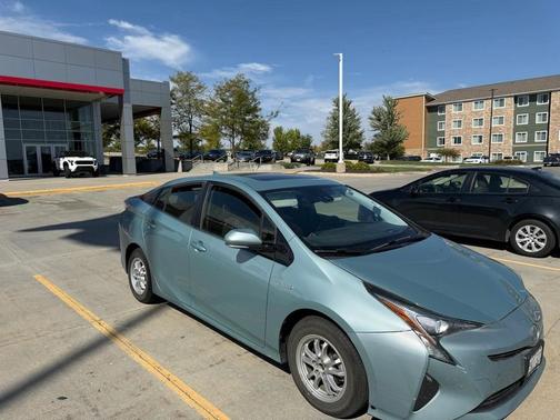 2017 Toyota Prius Four