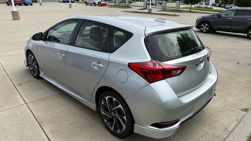 Classic Silver Metallic 2016 Scion iM Base
