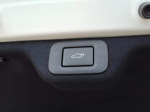 2025 Toyota Crown Platinum