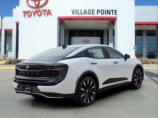 2025 Toyota Crown Platinum