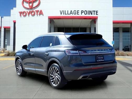 2020 Lincoln Nautilus Reserve