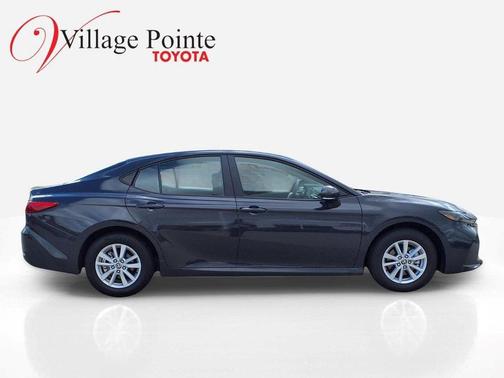 Underground 2026 Toyota Camry LE