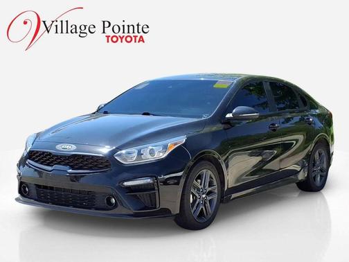 Aurora Black 2021 Kia Forte GT-Line
