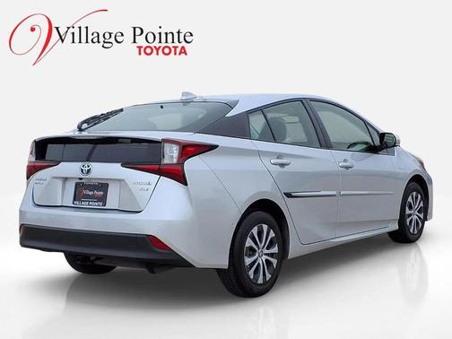 2020 Toyota Prius XLE