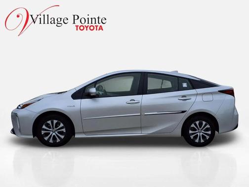2020 Toyota Prius XLE