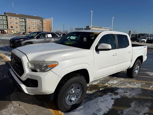 2019 Toyota Tacoma SR