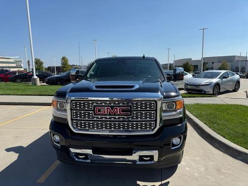 2019 GMC Sierra 2500 Denali
