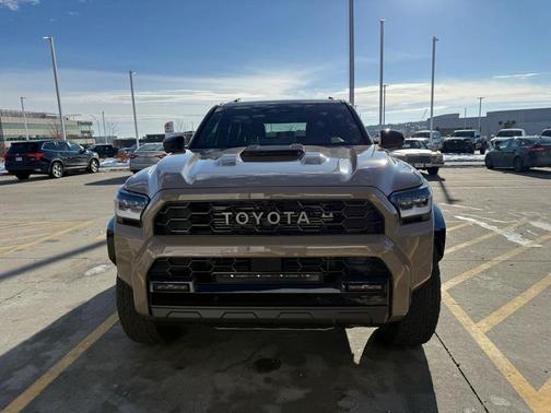 2025 Toyota 4Runner Hybrid Platinum