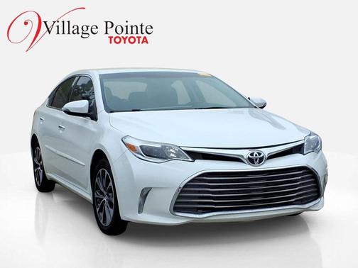 Blizzard Pearl 2016 Toyota Avalon XLE