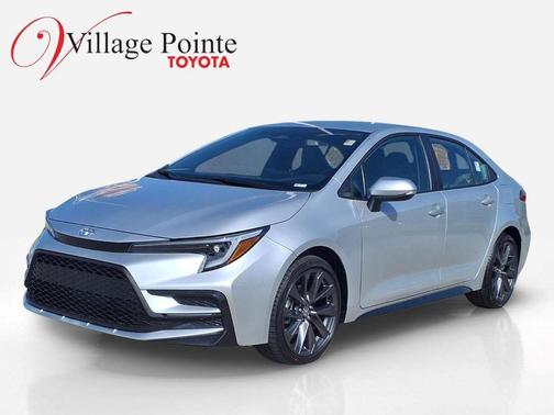 Classic Silver Metallic 2026 Toyota Corolla SE