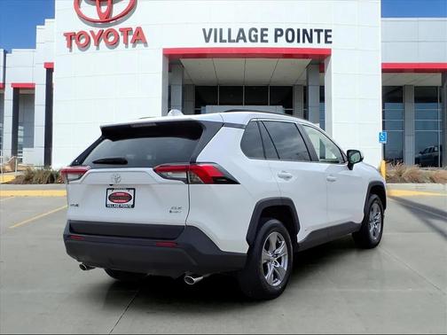 2025 Toyota RAV4 Hybrid XLE