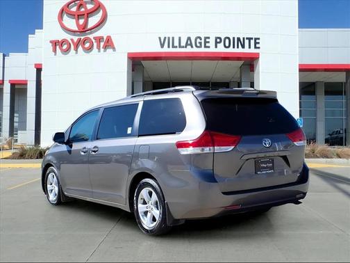 2013 Toyota Sienna LE