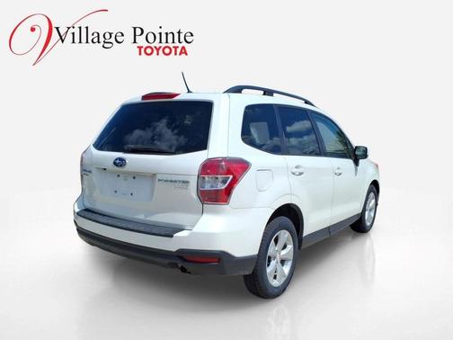 Satin White Pearl 2014 Subaru Forester 2.5i Premium