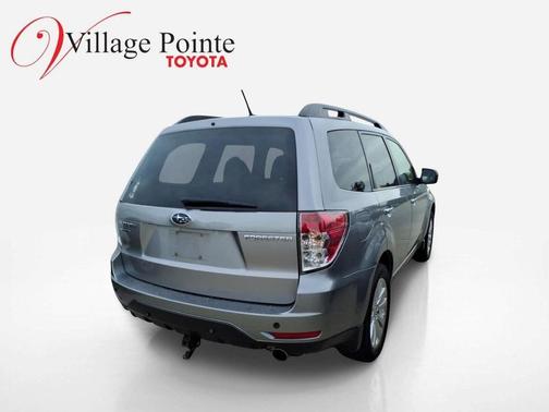 Steel Silver Metallic 2011 Subaru Forester 2.5 X Limited