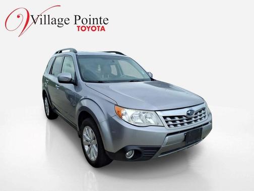 Steel Silver Metallic 2011 Subaru Forester 2.5 X Limited
