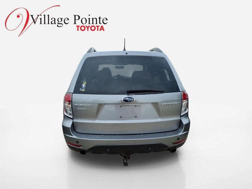 Steel Silver Metallic 2011 Subaru Forester 2.5 X Limited