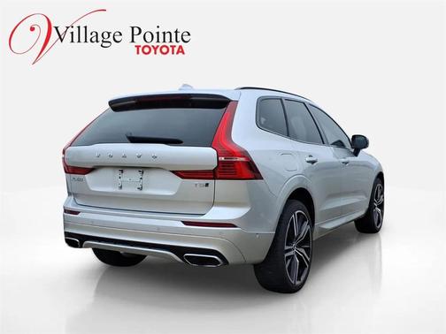 2021 Volvo XC60 T5 R-Design