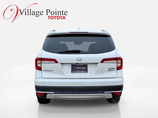 2020 Honda Pilot Touring 8-Passenger