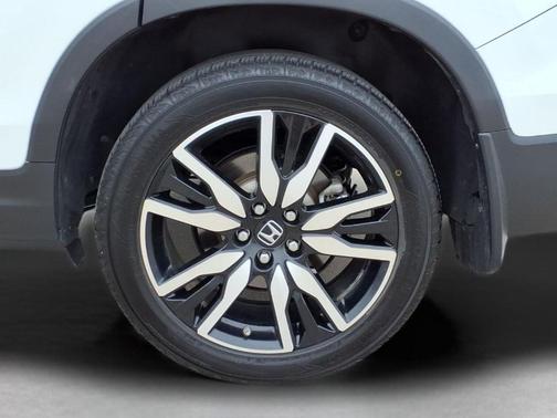 2020 Honda Pilot Touring 8-Passenger